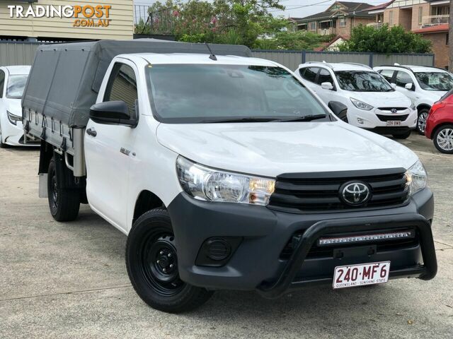 2019 TOYOTA HILUX   CAB CHASSIS