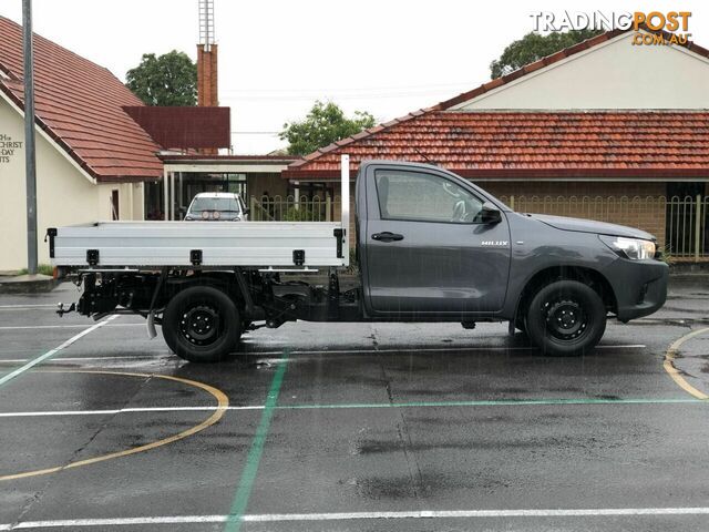 2019 TOYOTA HILUX WORKMATE 4X2 TGN121R CAB CHASSIS