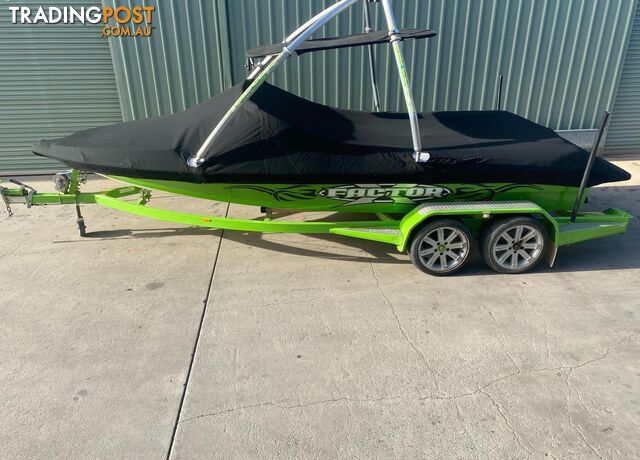 2006 Extreme Ski Boats X-Factor - photo 3 of 11