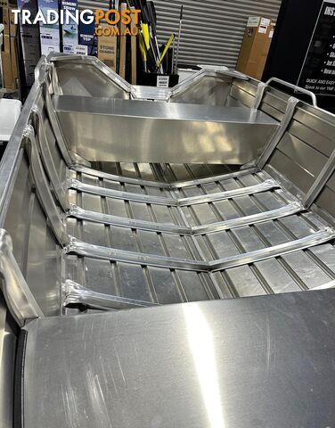 2024 QUINTREX F420 Explorer - photo 3 of 6