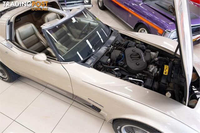 1982 CHEVROLET CORVETTE CORVETTE C3 2D TARGA