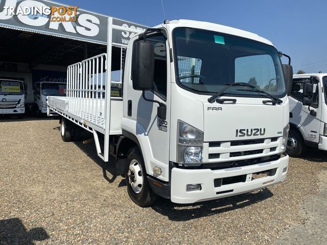 2010 ISUZU FRR500   TRAY TRUCK