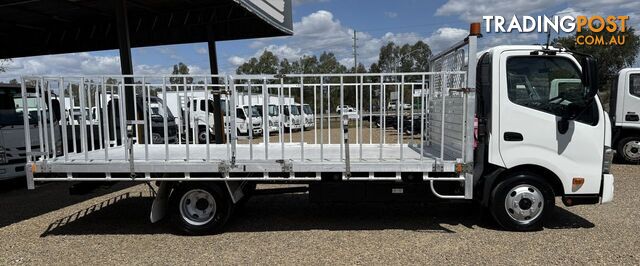 2019 HINO 300 TRAY TRUCK - photo 3 of 22