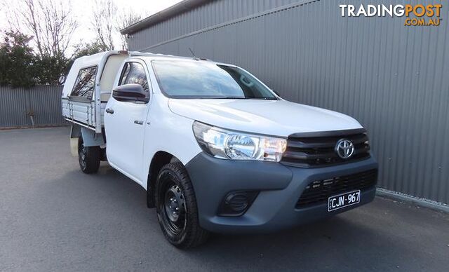 2018 TOYOTA HILUX WORKMATE  CAB CHASSIS