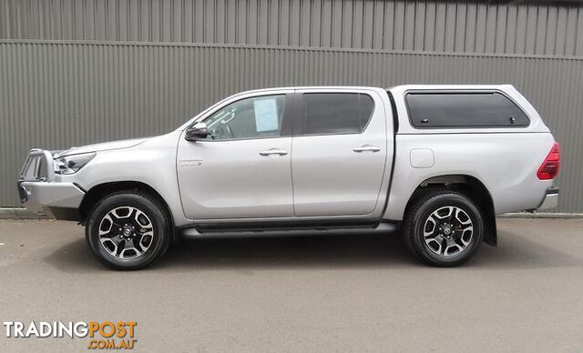 2021 TOYOTA HILUX SR5  UTE