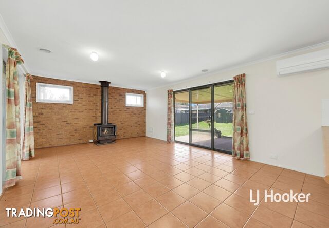 64 Windham Street WALLAN VIC 3756