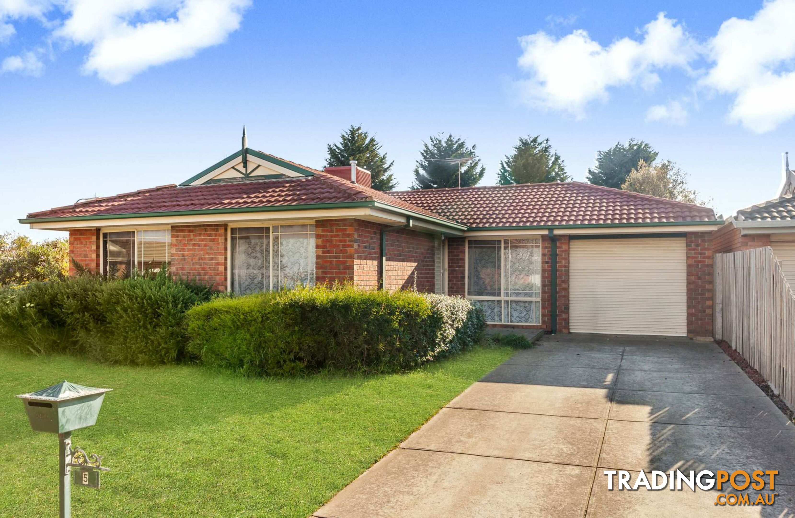 5 MacDonald Close WALLAN VIC 3756