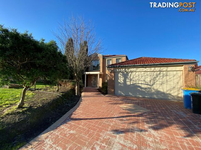 12 Lakeview Close HIDDEN VALLEY VIC 3756