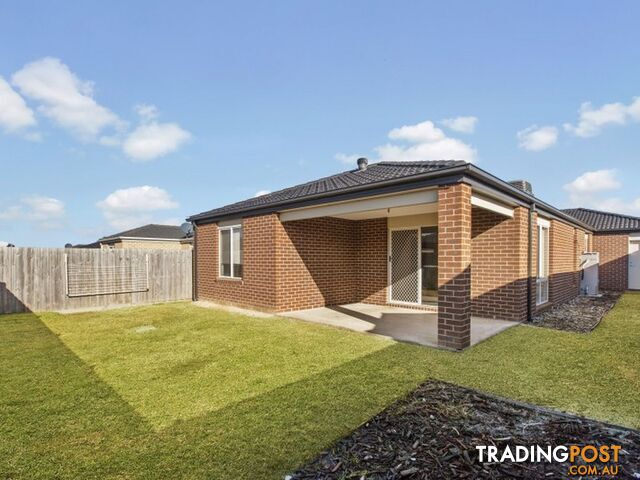 16 Watergum Way WALLAN VIC 3756