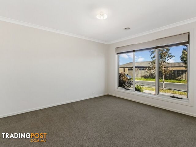 16 Watergum Way WALLAN VIC 3756