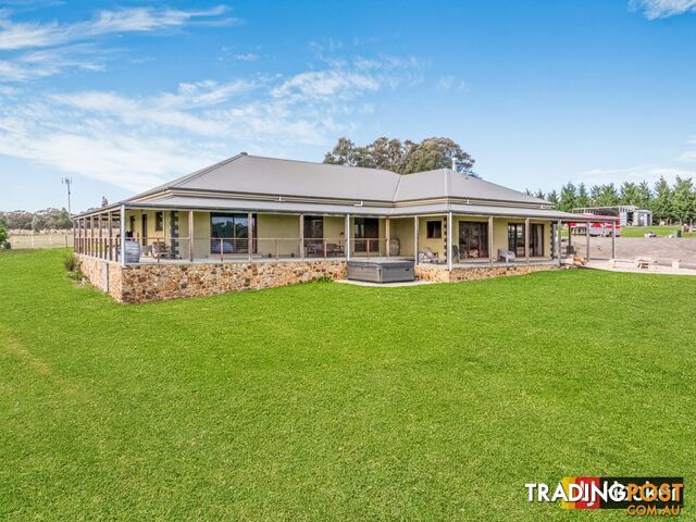 370 Selection Road SUGARLOAF CREEK VIC 3658