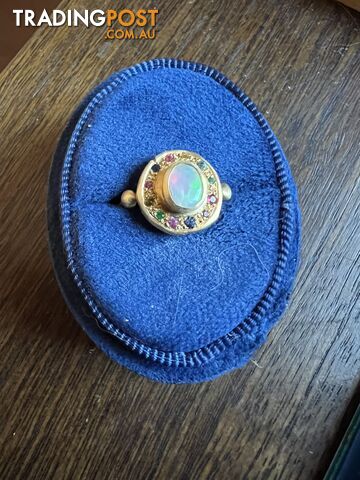 18ct yellow gold Opal and Sapphire Trove Ring - Size N