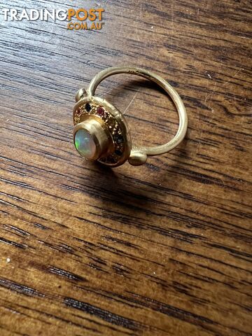 18ct yellow gold Opal and Sapphire Trove Ring - Size N