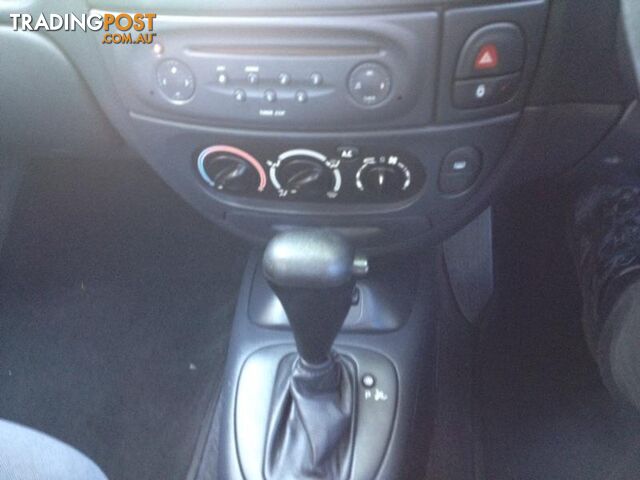 2002  RENAULT MEGANE EXPRESSION  2D CABRIOLET - photo 5 of 34
