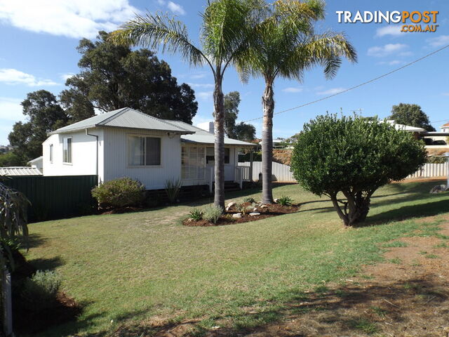 20 Proctor Street BOYUP BROOK WA 6244