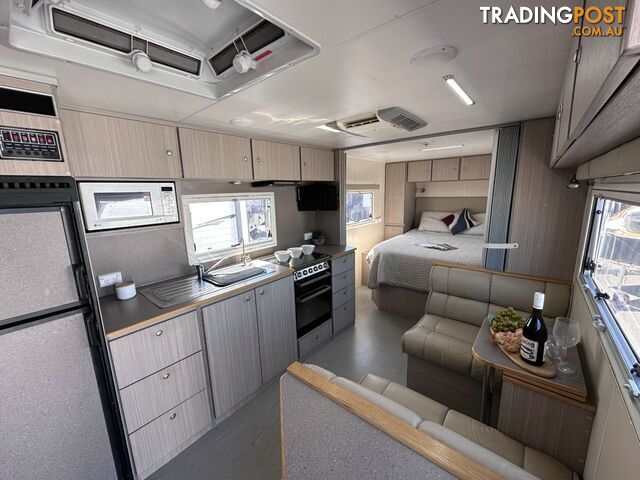 2013 EXPLOREX DALE RIVER CARAVAN