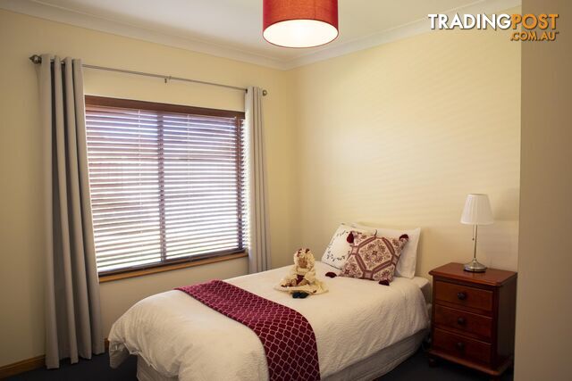 1 Cacatua Close ROXBY DOWNS SA 5725