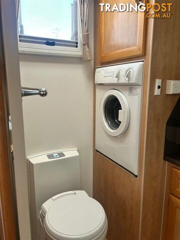 2013 TRAVELLER UTOPIA 22' CARAVAN SEMI OFF ROA 