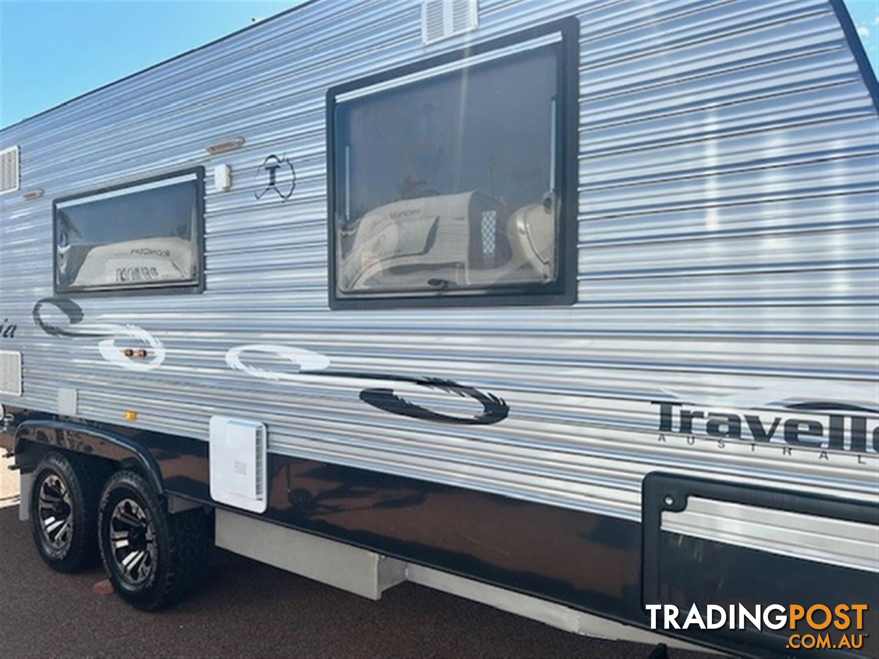 2013 TRAVELLER UTOPIA 22' CARAVAN SEMI OFF ROA 