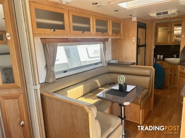 2013 TRAVELLER UTOPIA 22' CARAVAN SEMI OFF ROA 