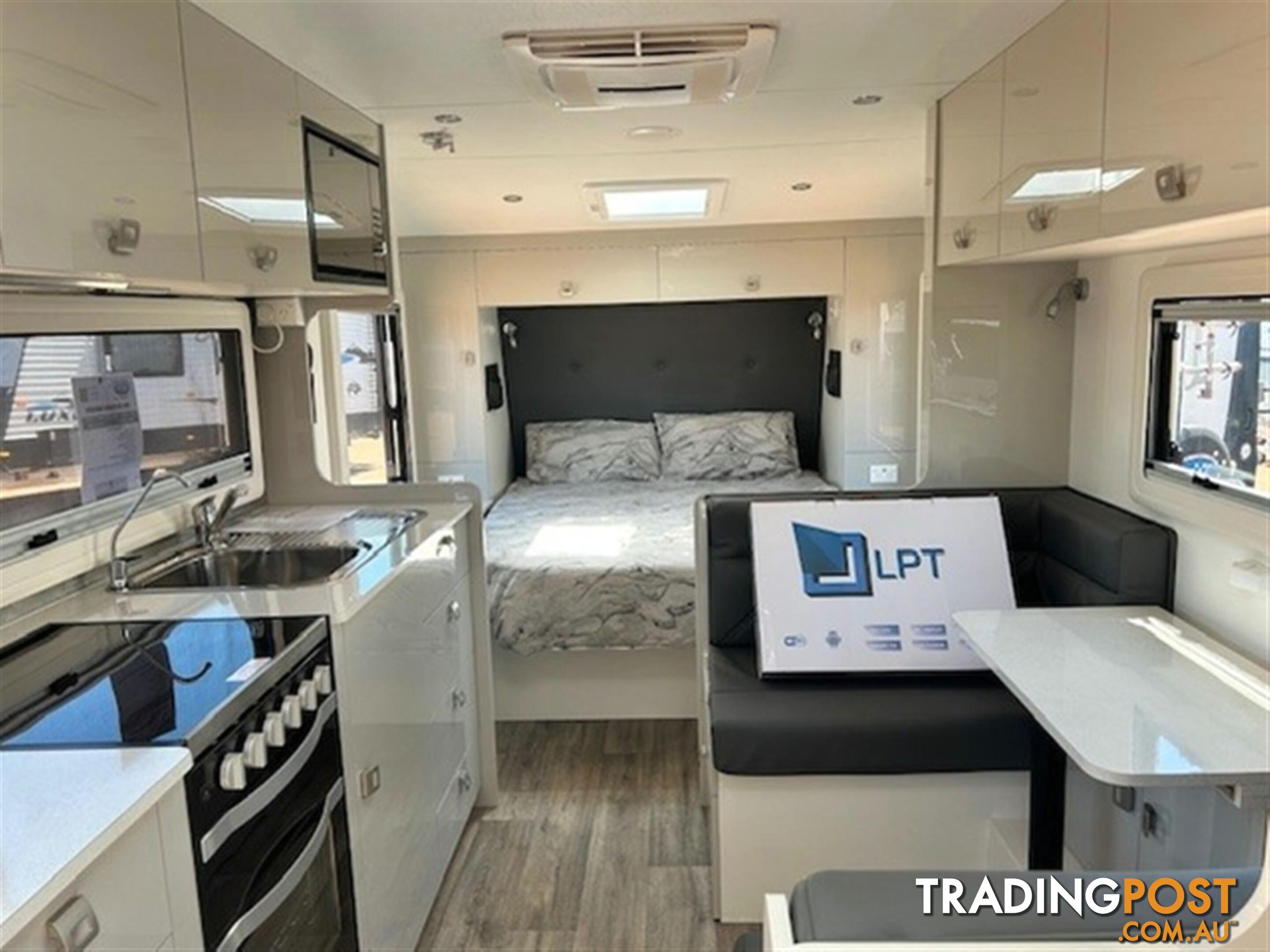 2021 JB DREAMLINE 20'6 CARAVAN