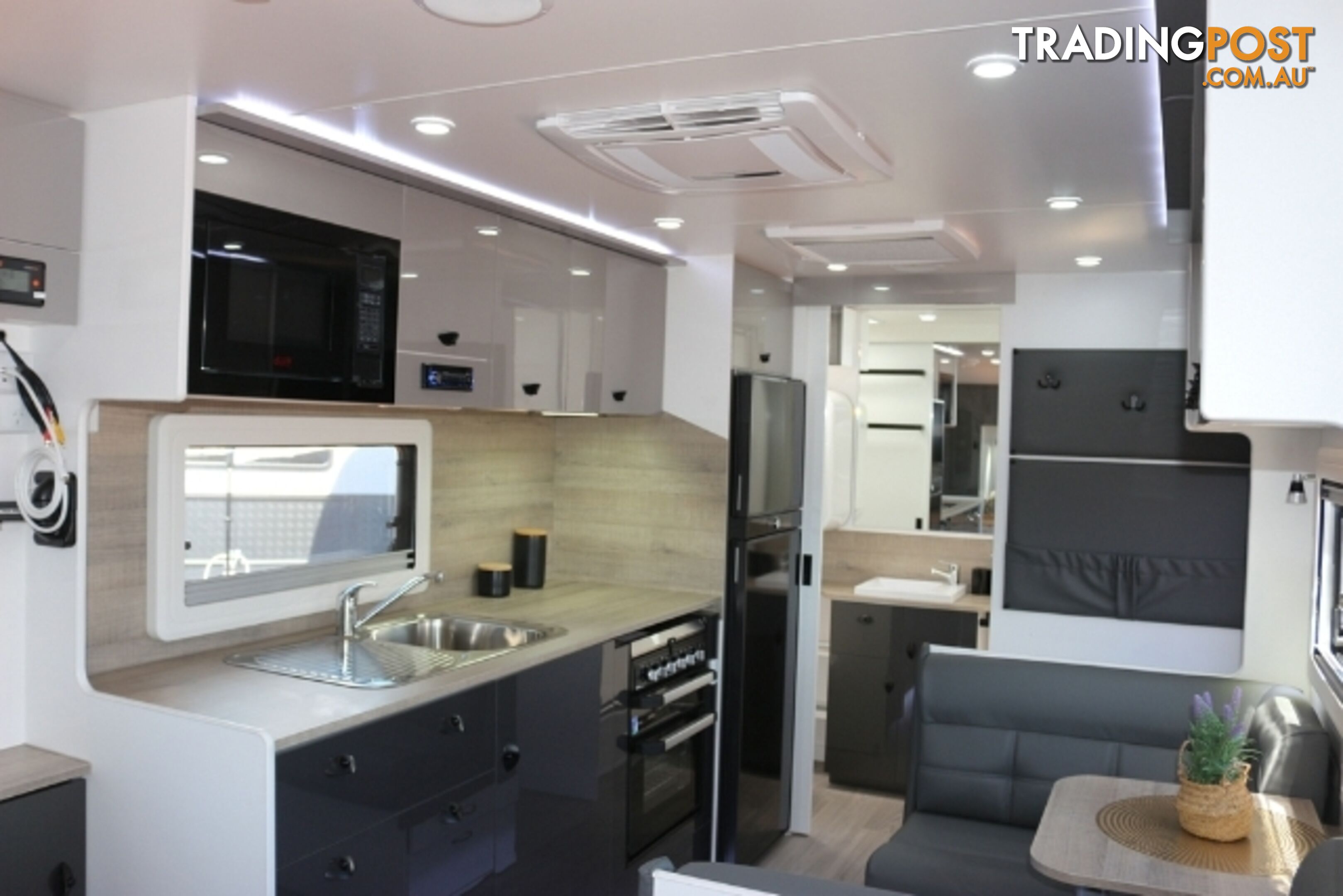 2023 NEWLANDS LUXE 628 AAP COMPOSITE CARAVAN