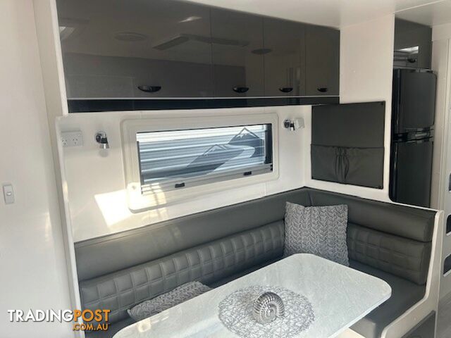 2024 VISCOUNT WILD SHARK SEMI OFF ROAD FAMILY 3B CARAVAN