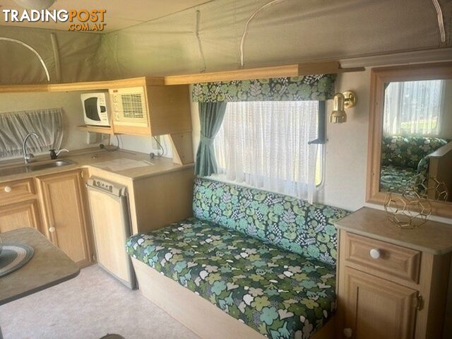 2003 COROMAL EXCEL 505 DOUBLE BED CARAVAN