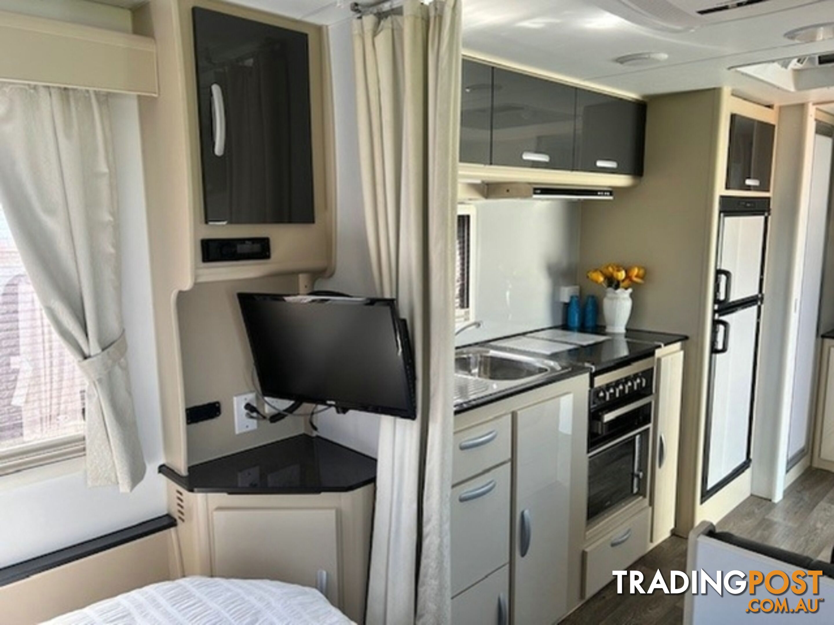 2015 COROMAL ELEMENT 612S RTV SEMI OFF ROAD CARAVAN