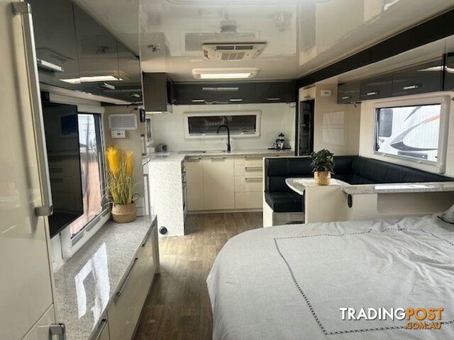 2017 COROMAL PRINCETON 735 DOUBLE SLIDE-OUT SLIDE-ON CAMPER