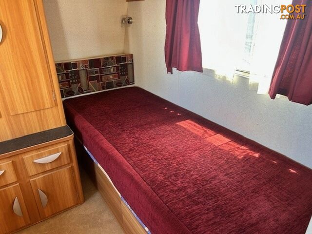 2009 COROMAL LIFESTYLE 618S SINGLE BEDS CARAVAN