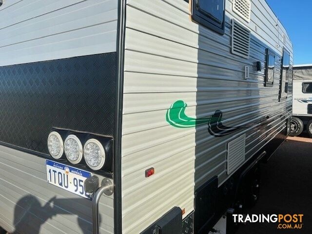 2015 SUNCOAST SILVER COAST CAFE LOUNGE CARAVAN - photo 4 of 42