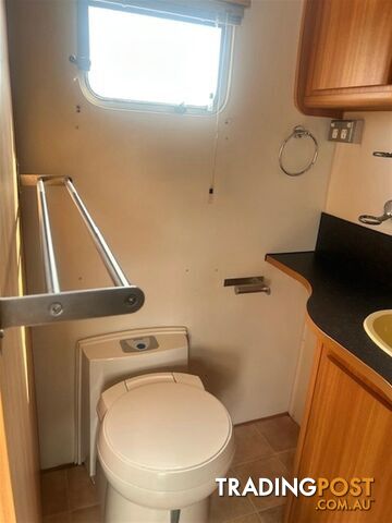 2010 COROMAL LIFESTYLE XC 635 CARAVAN