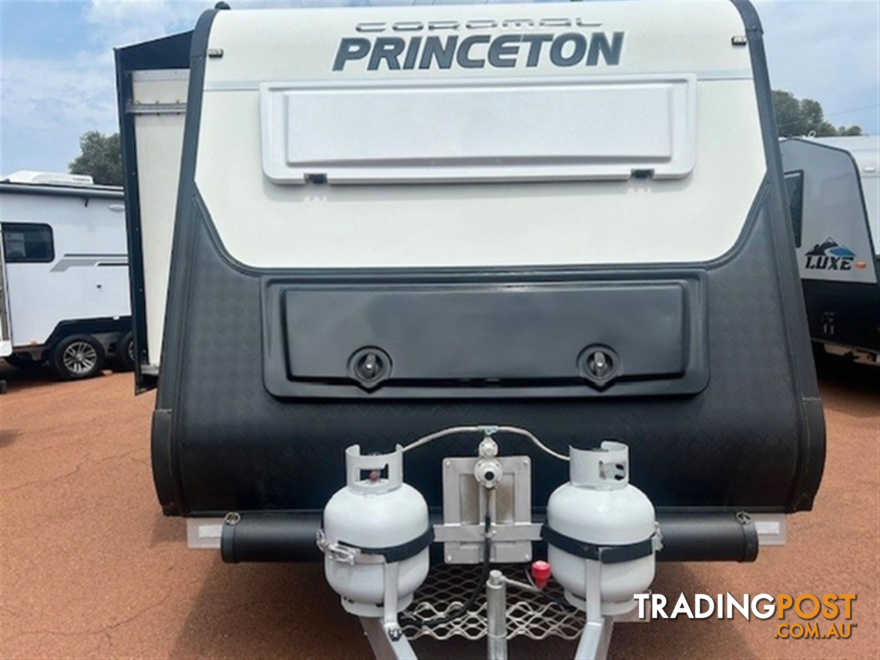 2017 COROMAL PRINCETON 735 DOUBLE SLIDE-OUT SLIDE-ON CAMPER