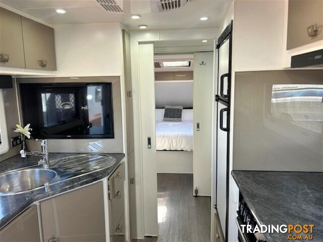 2017 MURRAY ELITE CENTRE ENSUITE CARAVAN