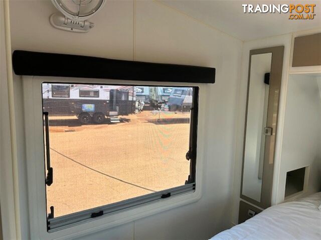 2017 MURRAY ELITE CENTRE ENSUITE CARAVAN