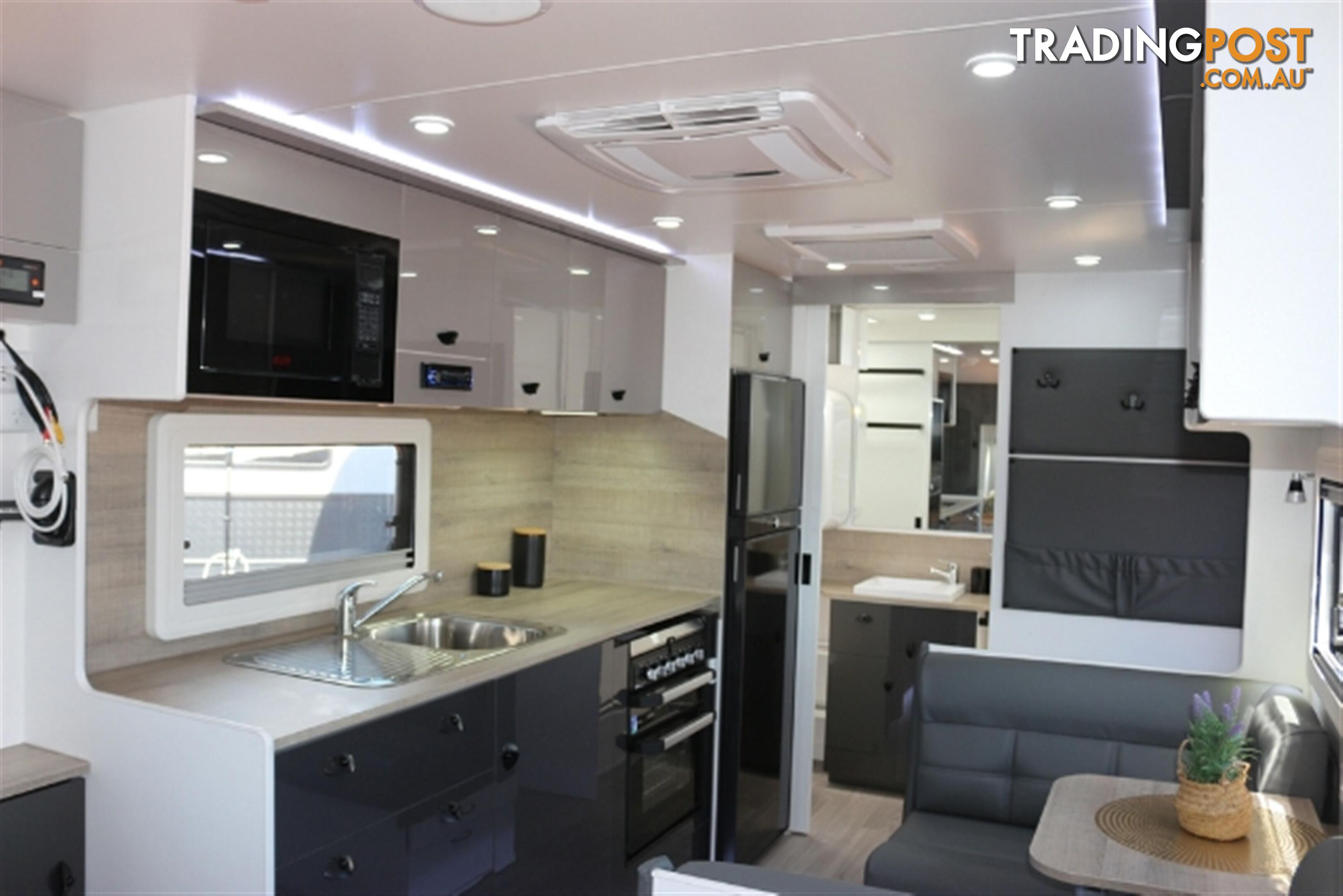 2023 NEWLANDS LUXE 628 AAP COMPOSITE CARAVAN