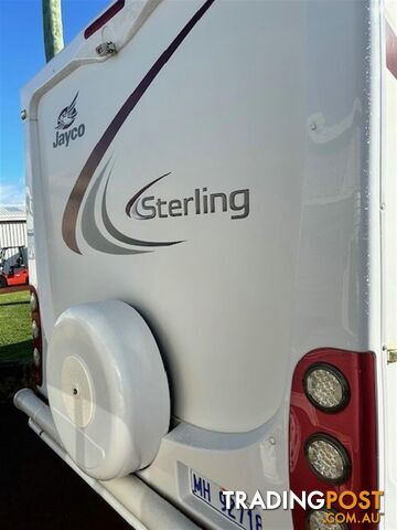 2011 JAYCO STERLING SLIDEOUT 21.63.3 SLIDE-ON CAMPER