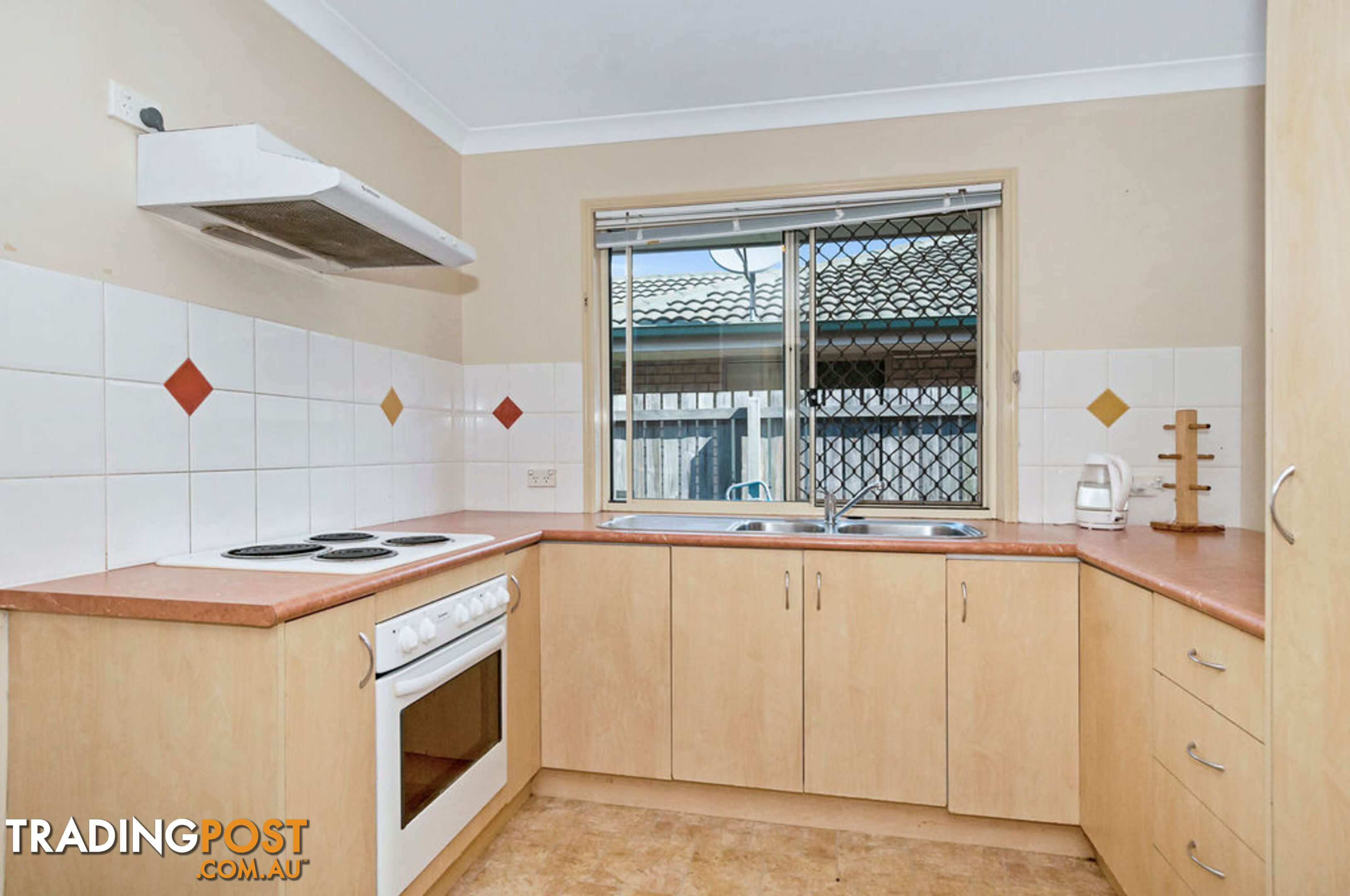 11/7 Billabong Street CRESTMEAD QLD 4132