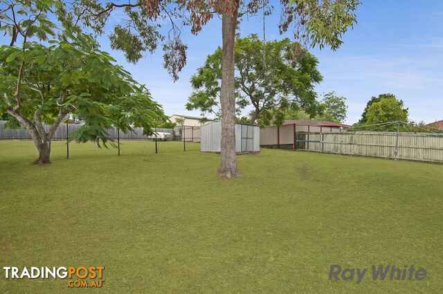 2 Meadow Street LOGANLEA QLD 4131