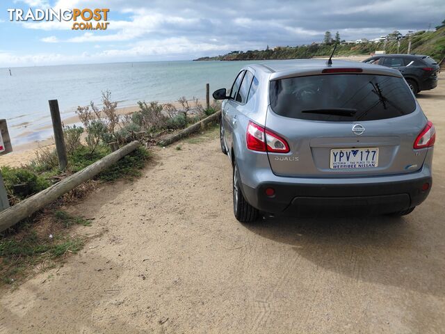 2011 Nissan Dualis J10 SERIES II TI Hatchback Automatic - photo 3 of 3