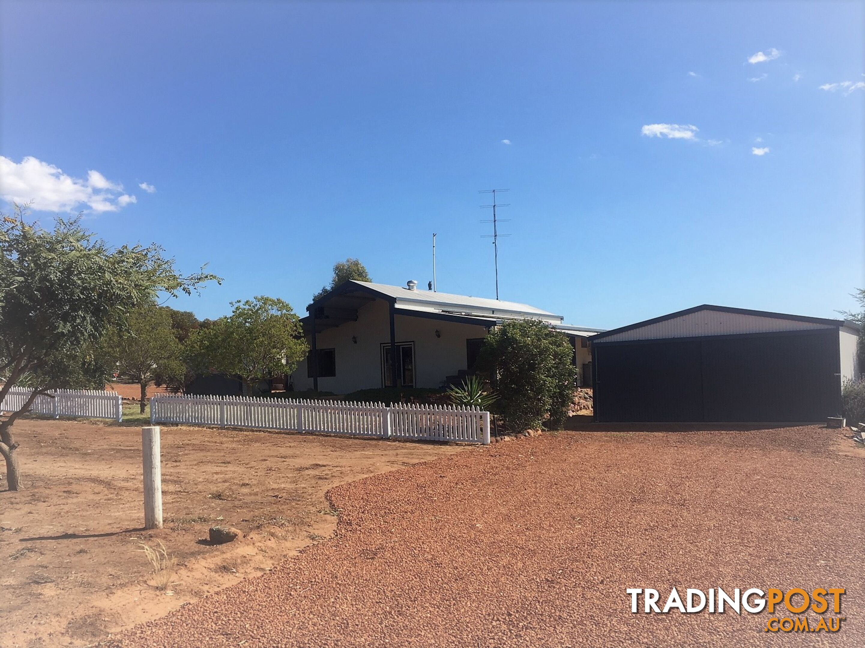 17 Sixth Road TOODYAY WA 6566