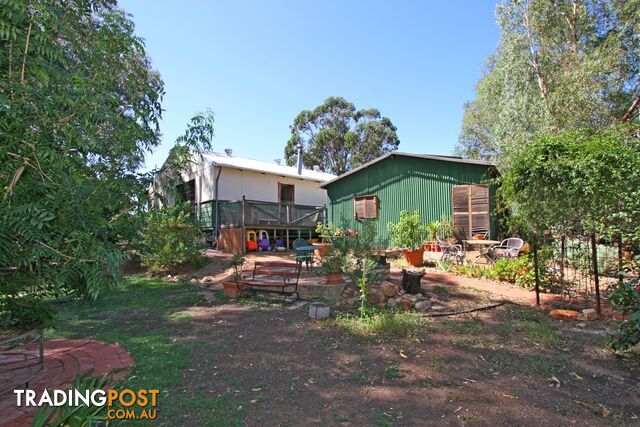 2 Duke Street TOODYAY WA 6566