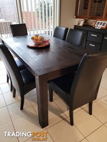 Kitchen Table &amp;amp; 6 Chairs