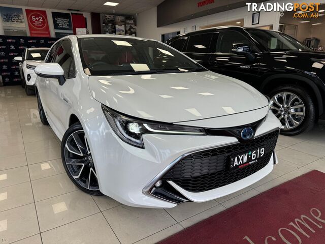 2019 TOYOTA COROLLA ZR HYBRID ZWE211R HATCH