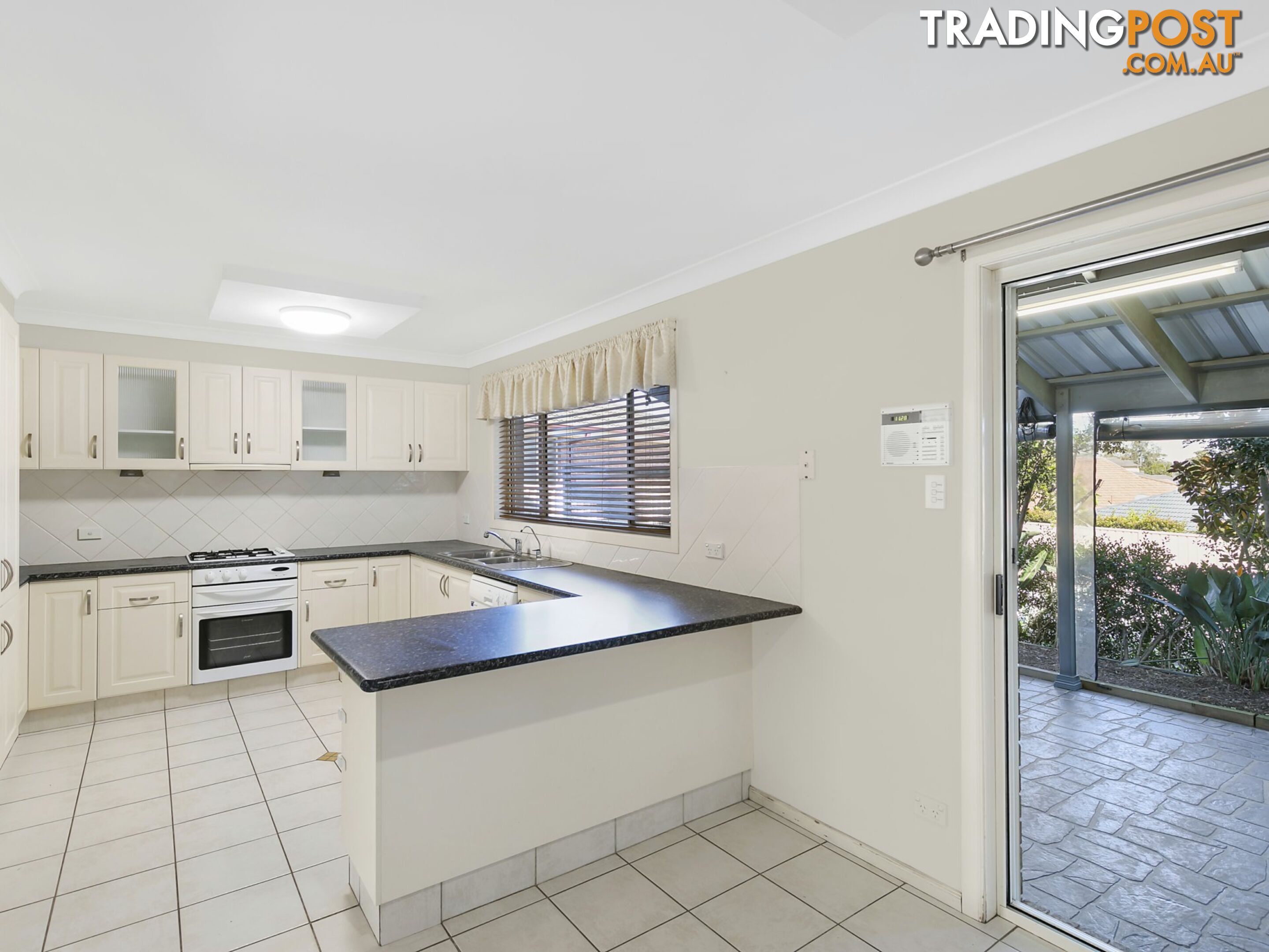 9 Lupin Close WOONGARRAH NSW 2259