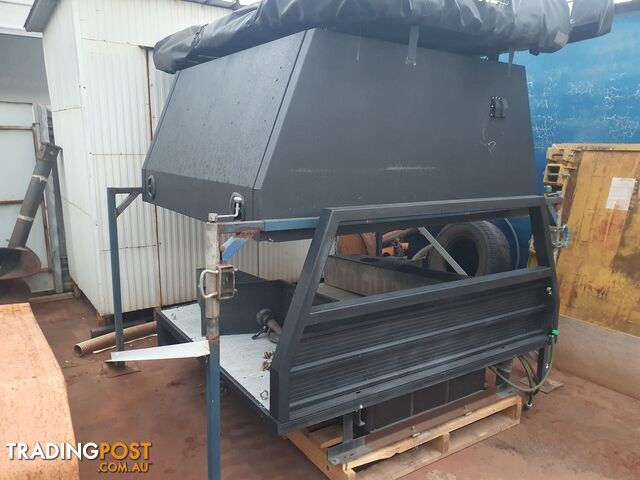 Nissan navara np300 tray and canopy