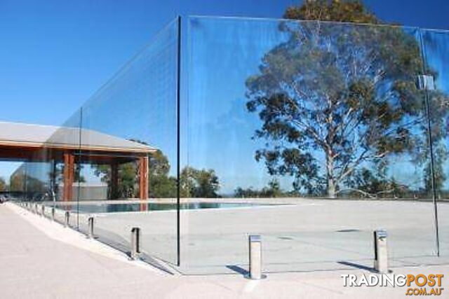 12mm Clear Toughened Glass - Frameless Pool Fence and Balustrade