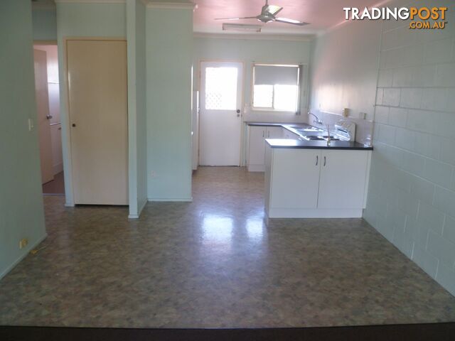 Unit 5/2 Railway Street GLADSTONE CENTRAL QLD 4680