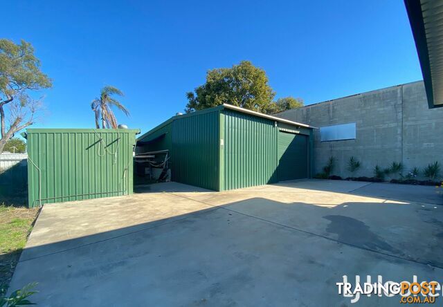 3 Walsh Street SOUTH GLADSTONE QLD 4680